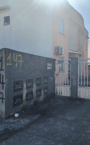Apartamento para alugar com 70m², 2 quartos e 1 vaga Apartamento para alugar com 70m², 2 quartos e 1 vagaFachada