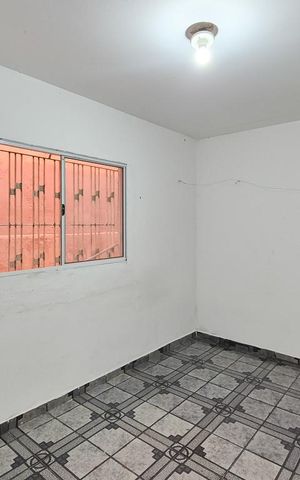 Casa à venda com 180m², 5 quartos e 3 vagas Casa à venda com 180m², 5 quartos e 3 vagasQuarto 1