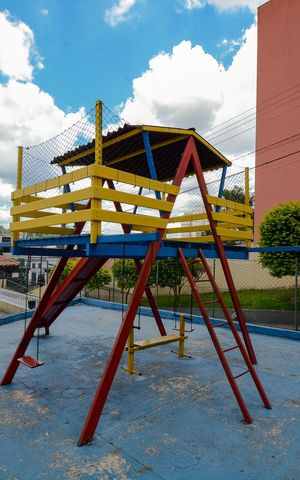 Apartamento para alugar com 60m², 2 quartos e 1 vaga Apartamento para alugar com 60m², 2 quartos e 1 vagaÁrea comum - Playground