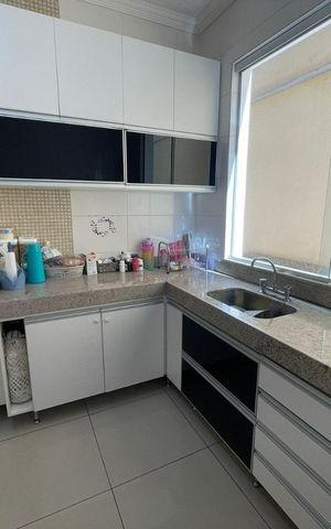 Casa à venda com 240m², 3 quartos e 3 vagas
