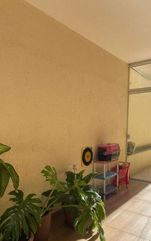 Casa à venda com 240m², 3 quartos e 3 vagas