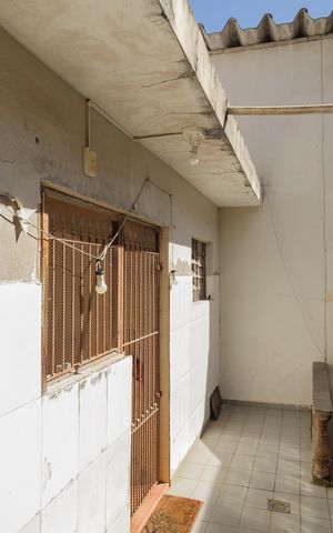 Casa à venda com 150m², 4 quartos e 5 vagas Casa à venda com 150m², 4 quartos e 5 vagasQuintal
