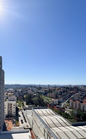 Apartamento para alugar com 51m², 2 quartos e 1 vaga Apartamento para alugar com 51m², 2 quartos e 1 vagaVista - Sacada