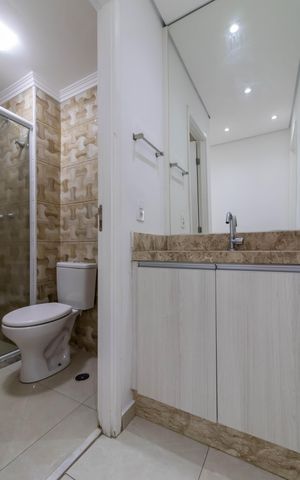 Apartamento à venda com 47m², 2 quartos e 1 vaga Apartamento à venda com 47m², 2 quartos e 1 vagaBanheiro