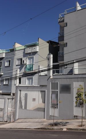 Apartamento para alugar com 68m², 2 quartos e 1 vagaFachada