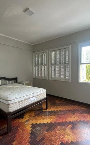 Apartamento para alugar com 118m², 3 quartos e sem vaga