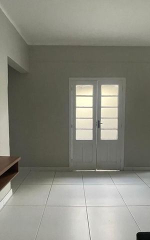 Apartamento para alugar com 118m², 3 quartos e sem vaga