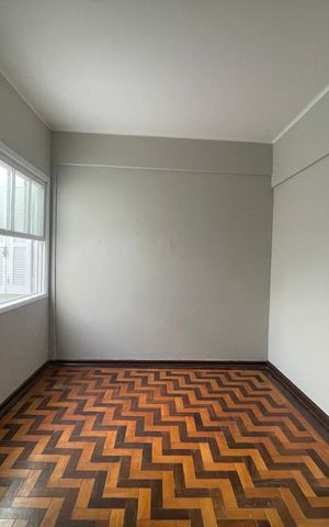 Apartamento para alugar com 118m², 3 quartos e sem vaga
