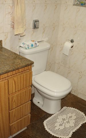 Casa à venda com 160m², 3 quartos e 3 vagasBanheiro social