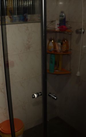 Casa à venda com 160m², 3 quartos e 3 vagasBanheiro social