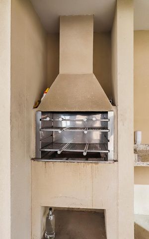Apartamento para alugar com 34m², 2 quartos e 1 vagaÁrea comum - Churrasqueira