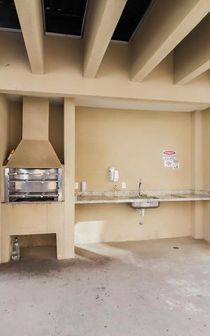 Apartamento para alugar com 34m², 2 quartos e 1 vagaÁrea comum - Churrasqueira