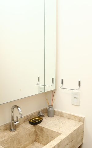 Studio para alugar com 46m², 1 quarto e 1 vagaDetalhe do banheiro