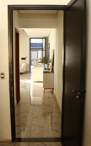Casa à venda com 415m², 4 quartos e 6 vagasCorredor