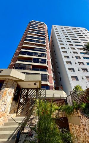 Apartamento para alugar com 140m², 3 quartos e 2 vagas