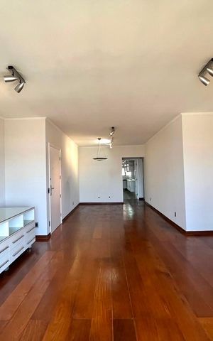 Apartamento para alugar com 140m², 3 quartos e 2 vagas Apartamento para alugar com 140m², 3 quartos e 2 vagasSala