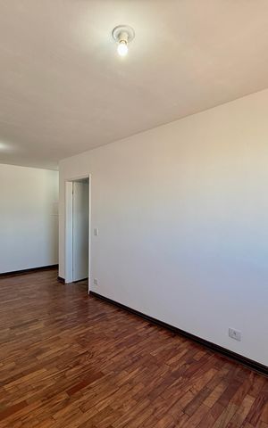 Apartamento à venda com 114m², 3 quartos e 1 vaga Apartamento à venda com 114m², 3 quartos e 1 vagaSala