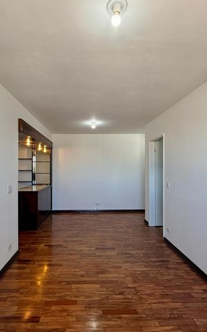 Apartamento à venda com 114m², 3 quartos e 1 vaga Apartamento à venda com 114m², 3 quartos e 1 vagaSala