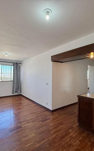 Apartamento à venda com 114m², 3 quartos e 1 vaga Apartamento à venda com 114m², 3 quartos e 1 vagaSala