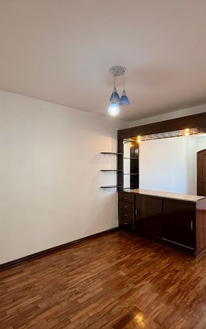 Apartamento à venda com 114m², 3 quartos e 1 vaga Apartamento à venda com 114m², 3 quartos e 1 vagaSala