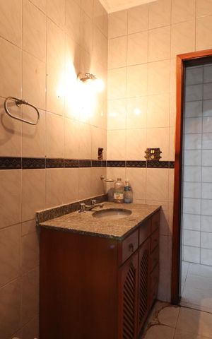 Casa para alugar com 168m², 2 quartos e 1 vagaBanheiro