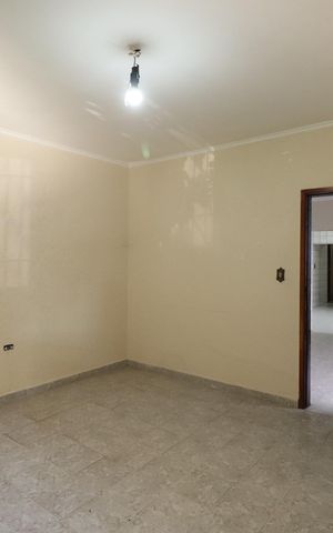 Casa para alugar com 168m², 2 quartos e 1 vagaQuarto 1