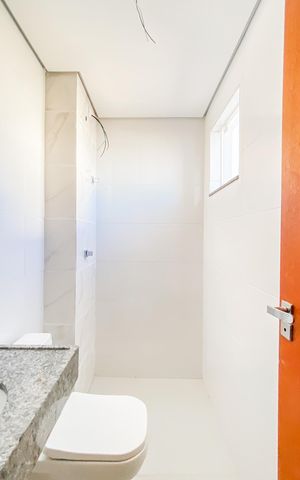 Apartamento à venda com 72m², 2 quartos e 1 vaga Apartamento à venda com 72m², 2 quartos e 1 vagaBanheiro da Suíte 1