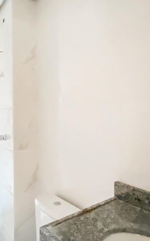 Apartamento à venda com 72m², 2 quartos e 1 vaga Apartamento à venda com 72m², 2 quartos e 1 vagaBanheiro da Suíte 2