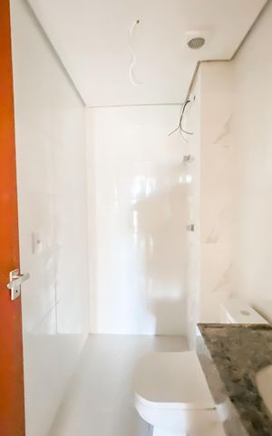 Apartamento à venda com 72m², 2 quartos e 1 vaga Apartamento à venda com 72m², 2 quartos e 1 vagaBanheiro da Suíte 2