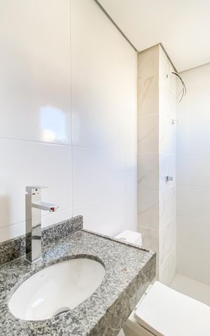 Apartamento à venda com 72m², 2 quartos e 1 vaga Apartamento à venda com 72m², 2 quartos e 1 vagaBanheiro da Suíte 1