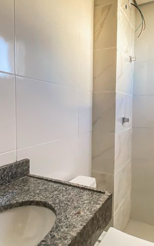 Apartamento à venda com 72m², 2 quartos e 1 vaga Apartamento à venda com 72m², 2 quartos e 1 vagaBanheiro da Suíte 1