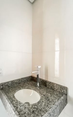 Apartamento à venda com 36m², 2 quartos e 1 vaga Apartamento à venda com 36m², 2 quartos e 1 vagaBanheiro