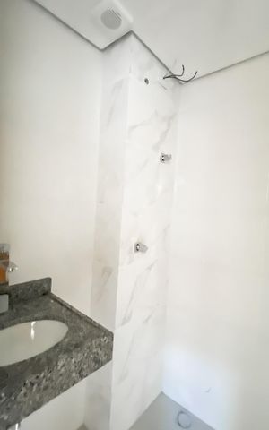 Apartamento à venda com 37m², 2 quartos e 1 vaga Apartamento à venda com 37m², 2 quartos e 1 vagaBanheiro