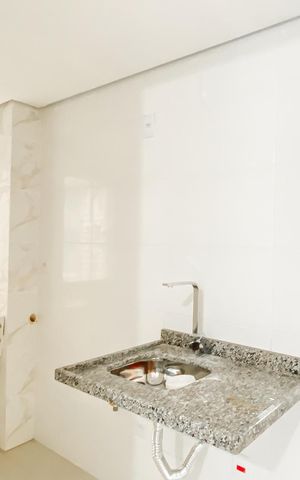 Apartamento à venda com 37m², 2 quartos e 1 vaga Apartamento à venda com 37m², 2 quartos e 1 vagaCozinha