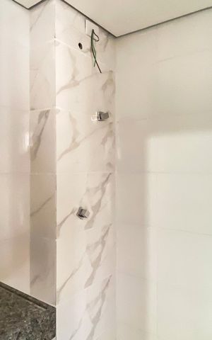 Apartamento à venda com 36m², 1 quarto e 1 vaga Apartamento à venda com 36m², 1 quarto e 1 vagaBanheiron