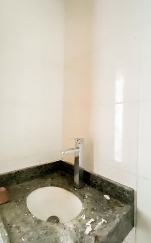 Apartamento à venda com 36m², 2 quartos e 1 vaga Apartamento à venda com 36m², 2 quartos e 1 vagaBanheiro