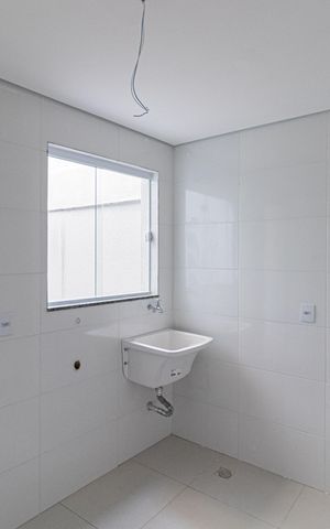 Apartamento à venda com 42m², 2 quartos e 1 vaga Apartamento à venda com 42m², 2 quartos e 1 vagaCozinha e Área de Serviço
