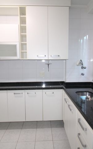 Apartamento à venda com 100m², 3 quartos e 3 vagasCozinha / Área de Serviço