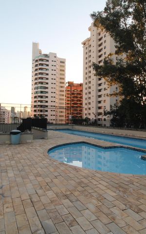 Apartamento à venda com 100m², 3 quartos e 3 vagasÁrea Comum