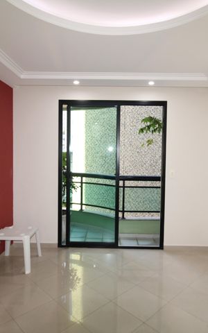 Apartamento à venda com 100m², 3 quartos e 3 vagasSala