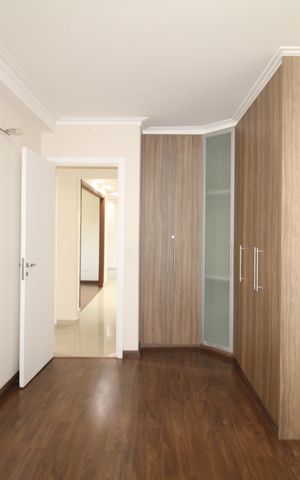 Apartamento à venda com 100m², 3 quartos e 3 vagasQuarto 2