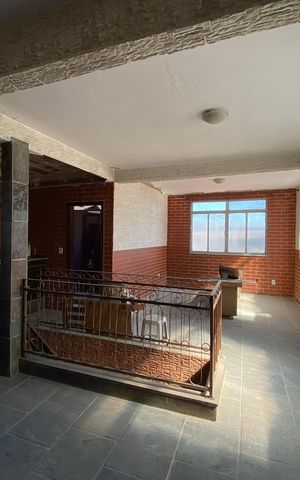 Casa à venda com 120m², 2 quartos e 1 vaga