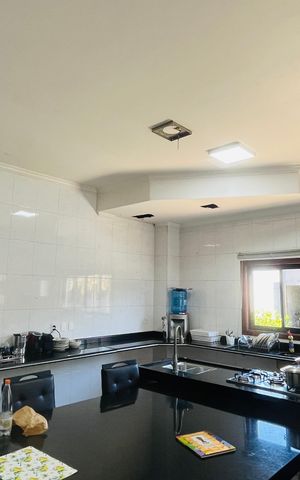 Casa à venda com 900m², 5 quartos e 12 vagas