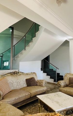 Casa à venda com 900m², 5 quartos e 12 vagas