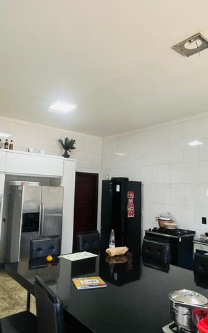 Casa à venda com 900m², 5 quartos e 12 vagas