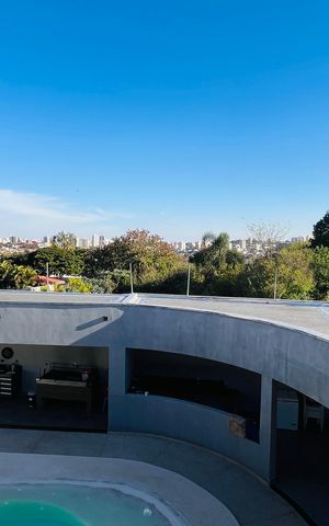 Casa à venda com 900m², 5 quartos e 12 vagas