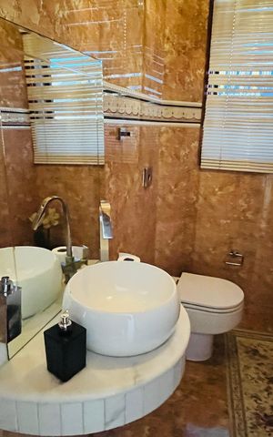 Casa à venda com 900m², 5 quartos e 12 vagas