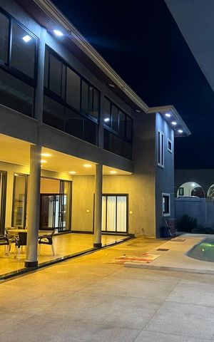 Casa à venda com 900m², 5 quartos e 12 vagas