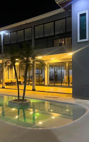 Casa à venda com 900m², 5 quartos e 12 vagas