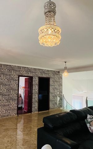 Casa à venda com 900m², 5 quartos e 12 vagas
